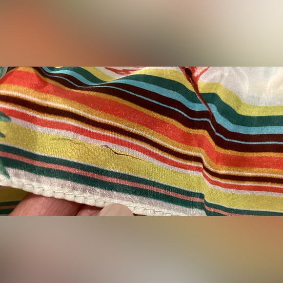 NWT JOHNNY WAS 100% SILK SCARF with florals and birds Square - Picture 10 of 10